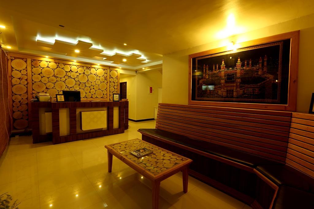 Al Woodlands Residency Hotel Ooty Bagian luar foto