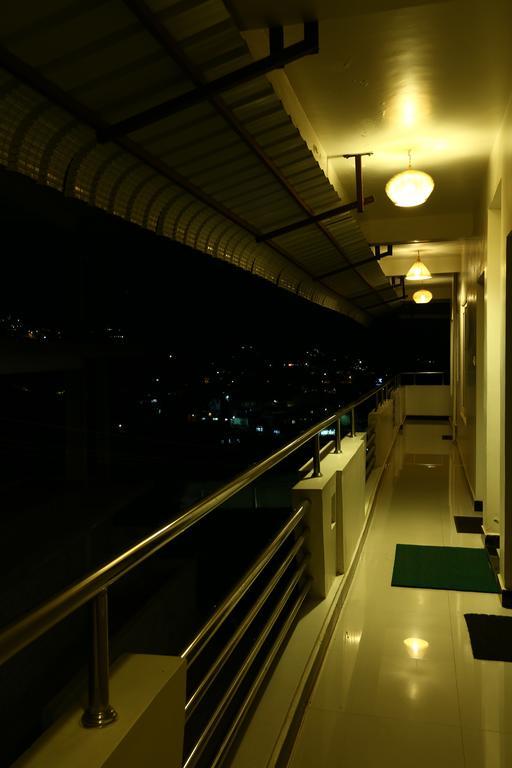 Al Woodlands Residency Hotel Ooty Bagian luar foto