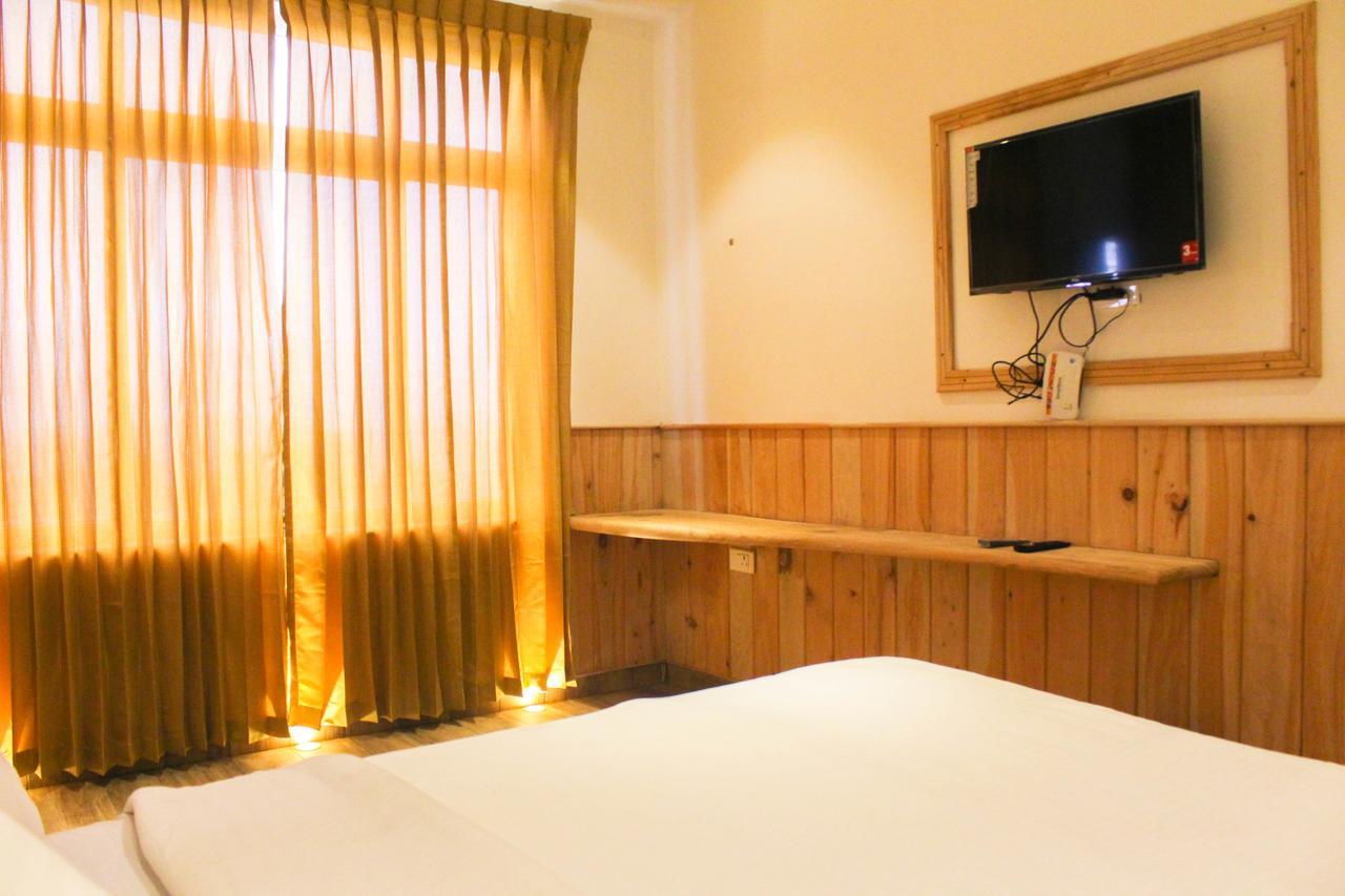 Al Woodlands Residency Hotel Ooty Bagian luar foto