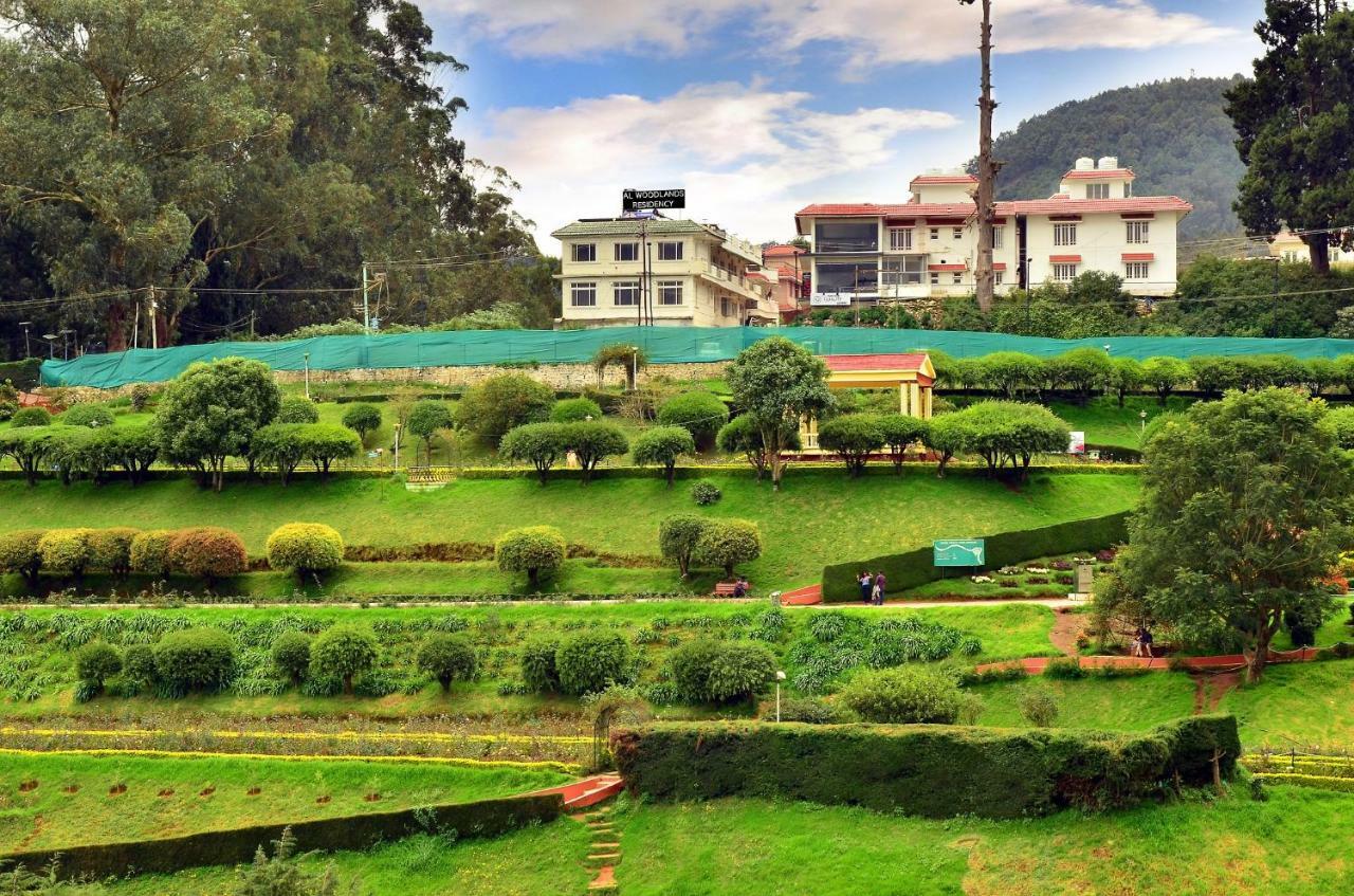 Al Woodlands Residency Hotel Ooty Bagian luar foto