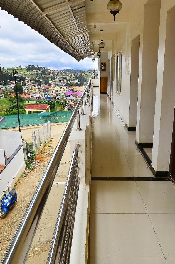 Al Woodlands Residency Hotel Ooty Bagian luar foto